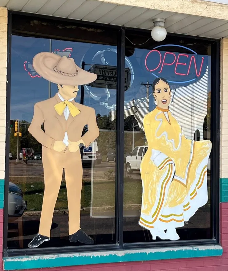 Mural: Mexican Dancers