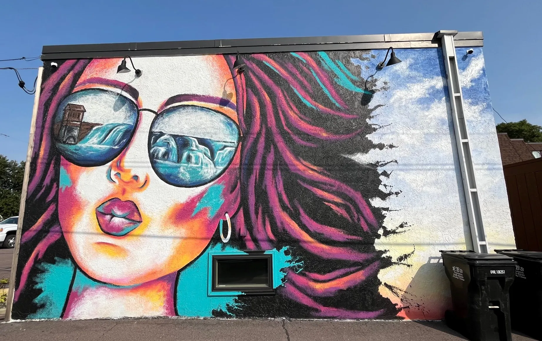 Mural: Woman with Sunglasses